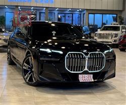 بي ام دبليو الفئة 7